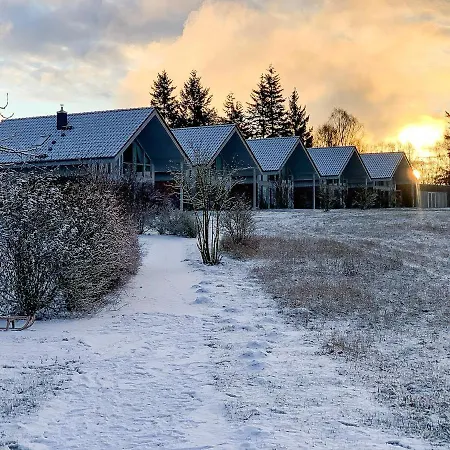 Vakantiehuis Wiesengefluester E5 - Gruppenfreundlich In Randlage Mit Fasssauna Röbel