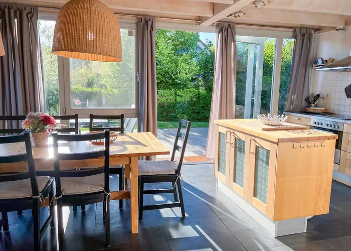 Wiesengefluester E5 - Gruppenfreundlich In Randlage Mit Fasssauna