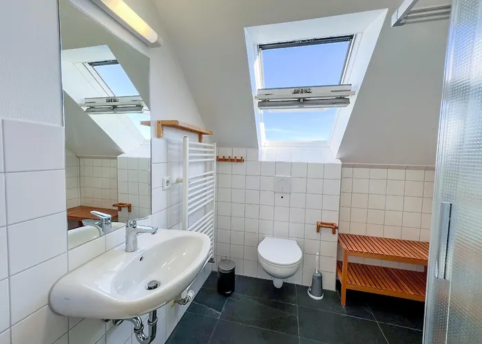 Holiday home Wiesengefluester E5 - Gruppenfreundlich In Randlage Mit Fasssauna Robel