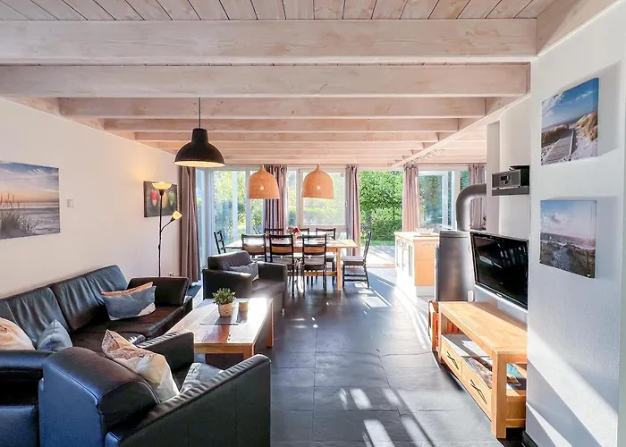 Holiday home Wiesengefluester E5 - Gruppenfreundlich In Randlage Mit Fasssauna