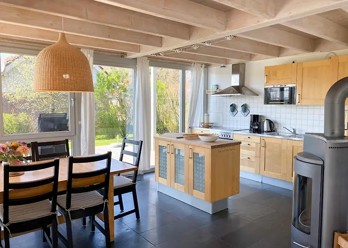 Wiesengefluester E5 - Gruppenfreundlich In Randlage Mit Fasssauna Robel